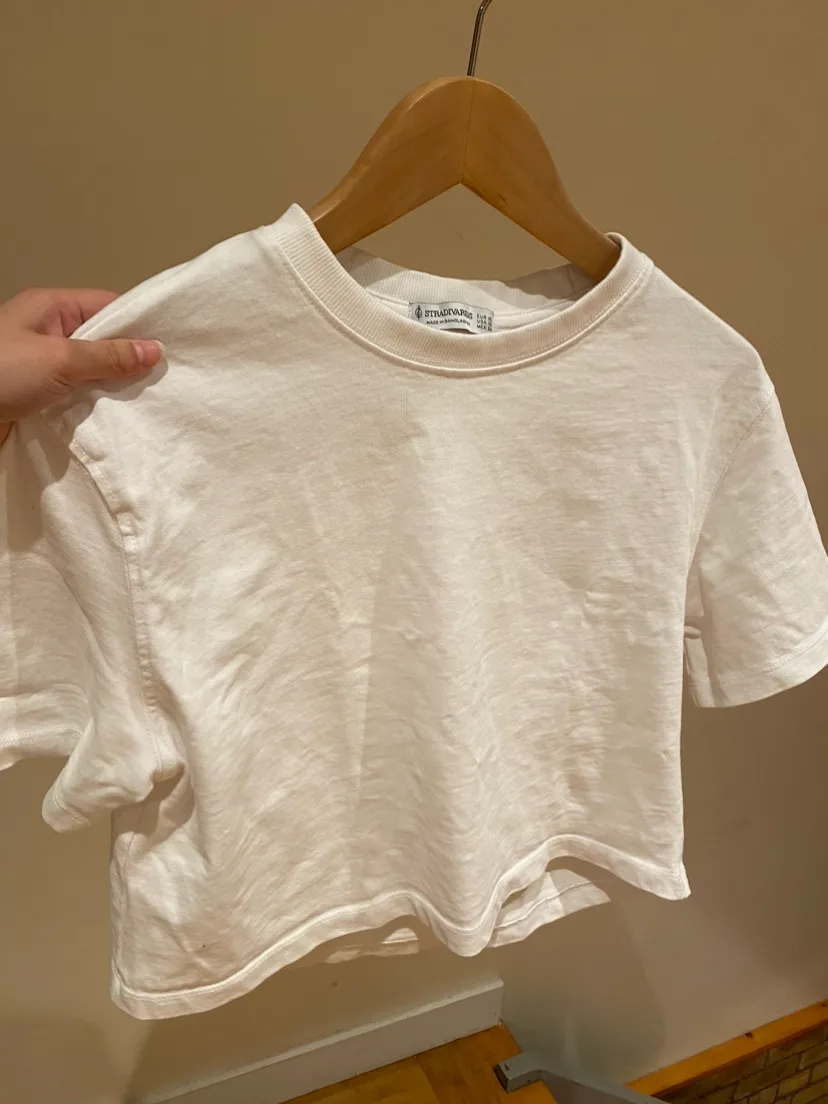 Stradivarius Black and White Crop Top thumbnail