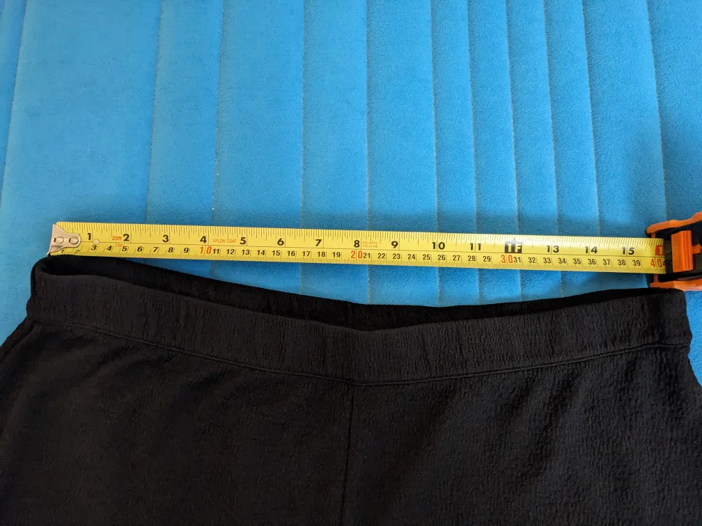 H&M Black Shorts image indicator(4)