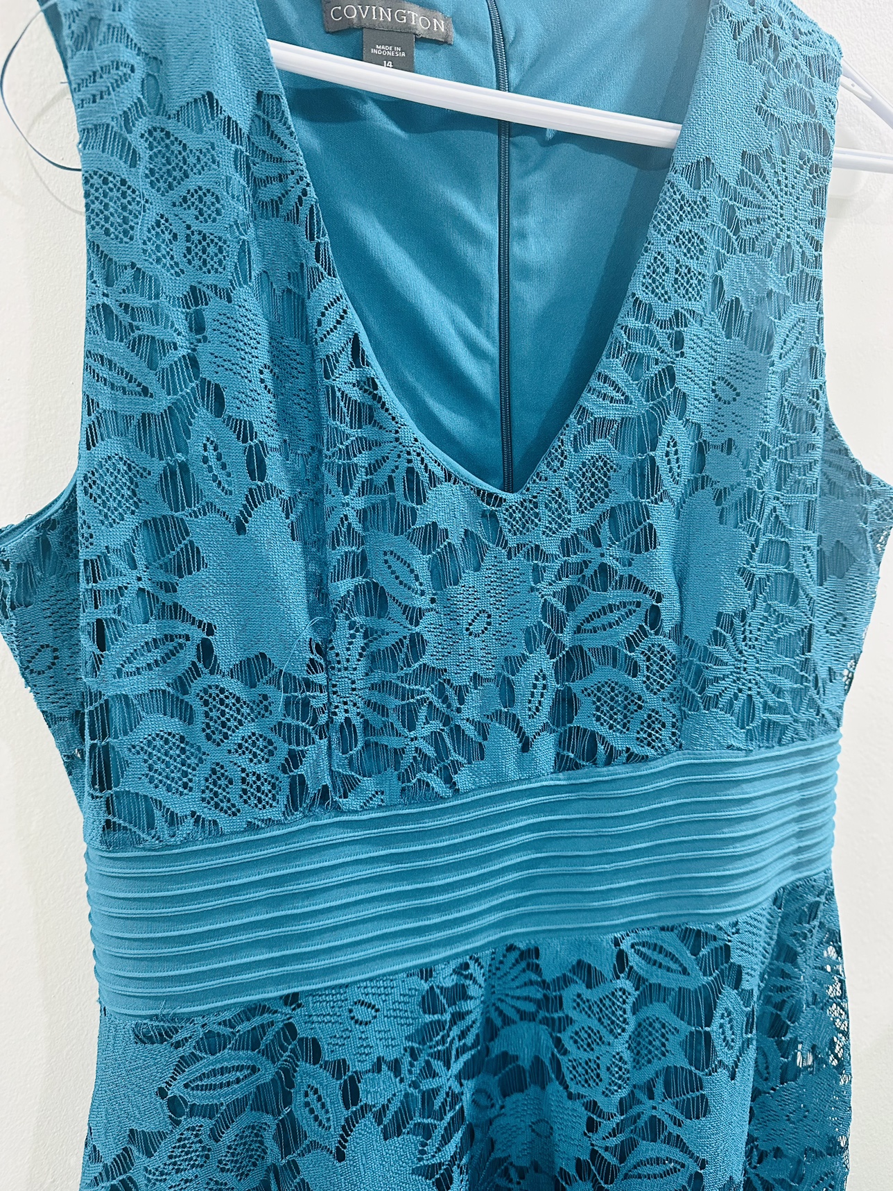 Covington Teal Lace Dress - photo 2