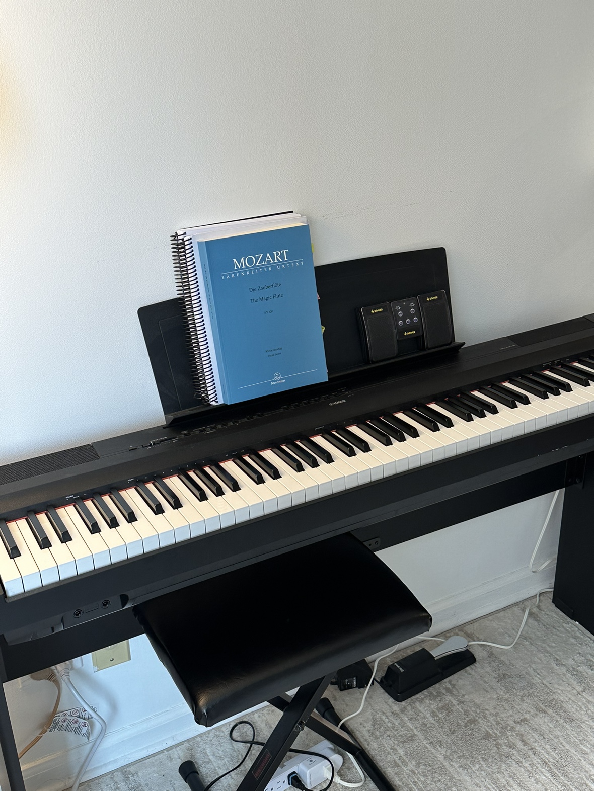 Yamaha Keyboard - photo 2