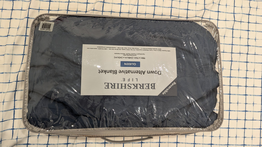 Berkshire Life Down Alternative Blanket