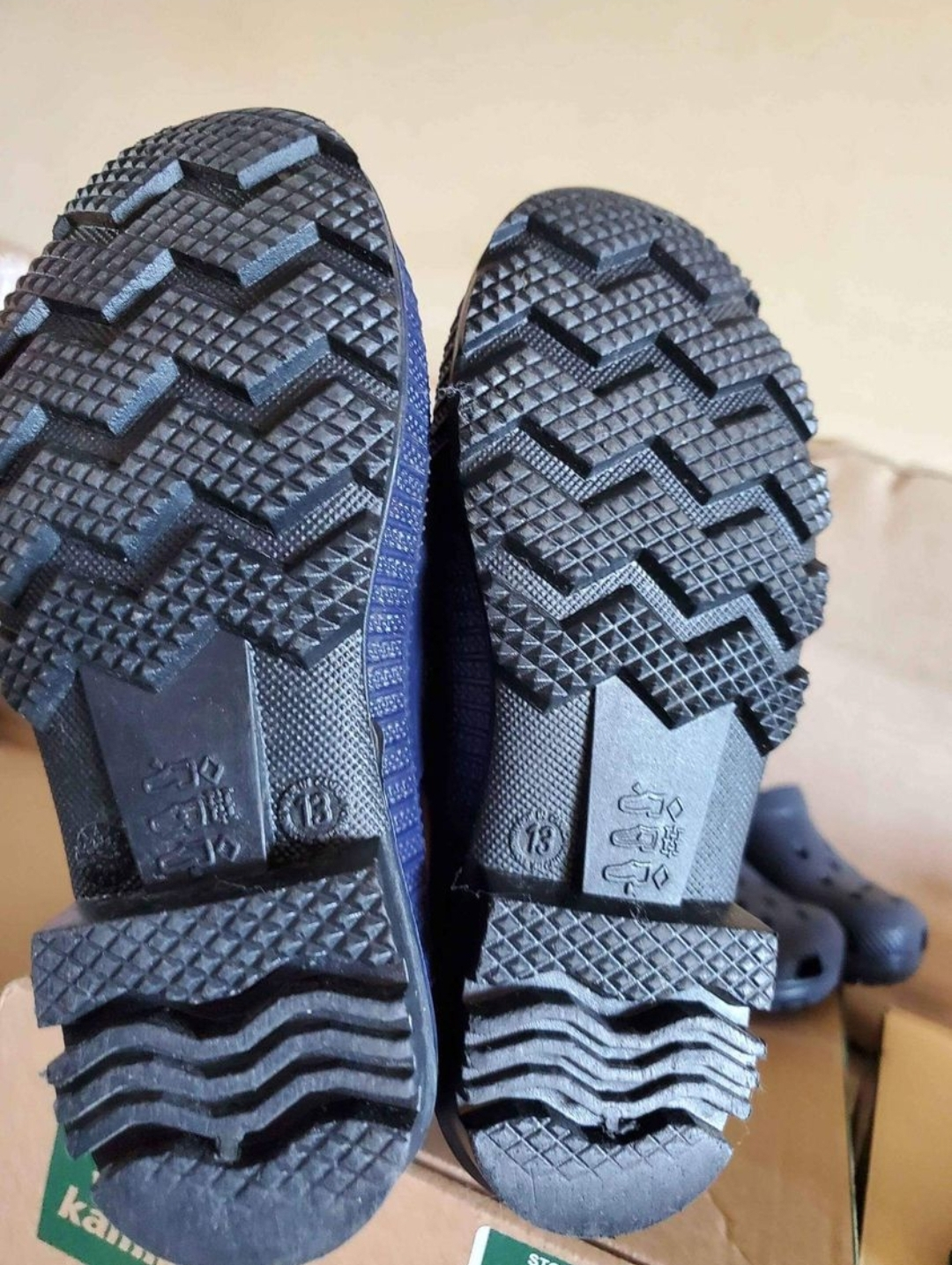 Kamik Stomp Rain Boots boys size 13 - photo 3