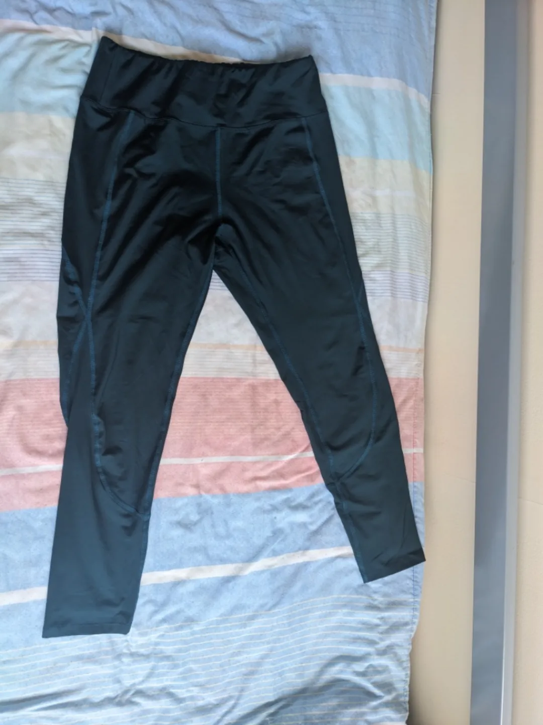 Forest Green Shein Workout Set image indicator(6)