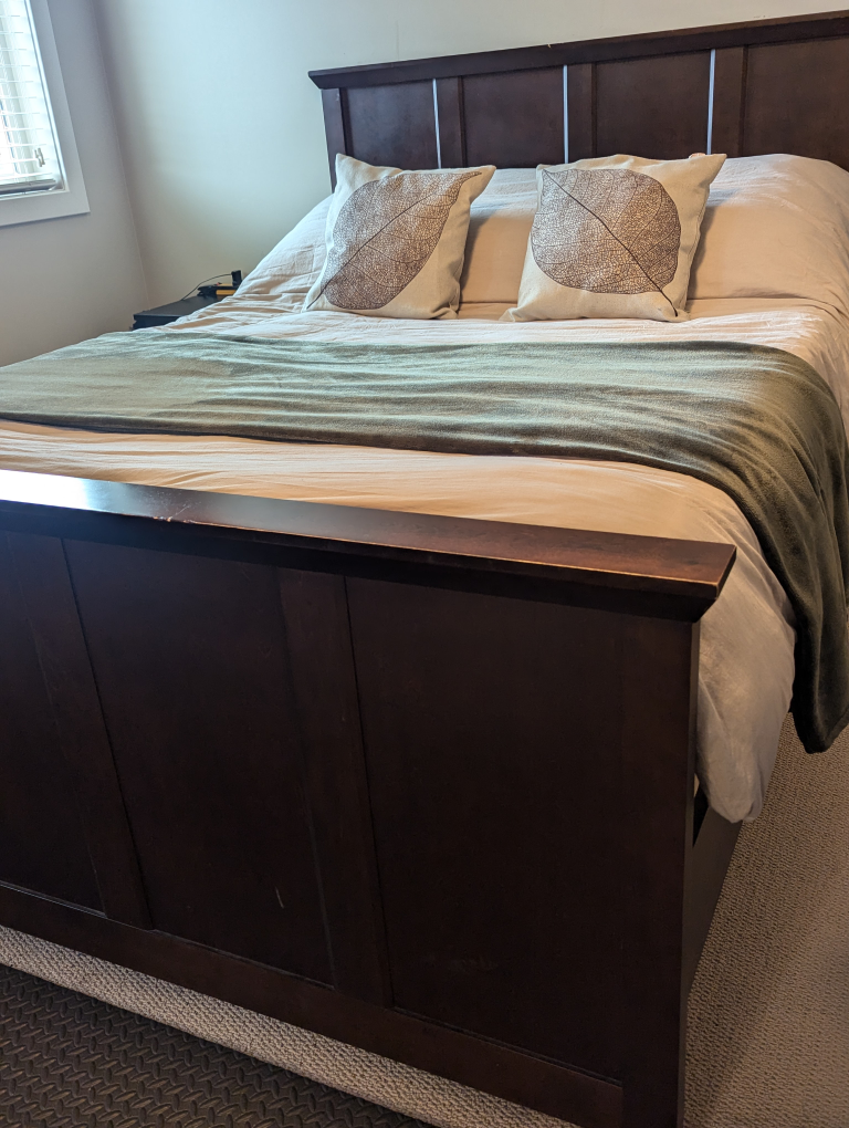 Queen Baronet bed frame $300