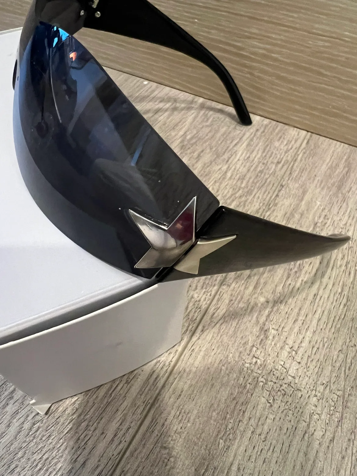 LVIOE Y2K Sunglasses Shades image indicator(4)