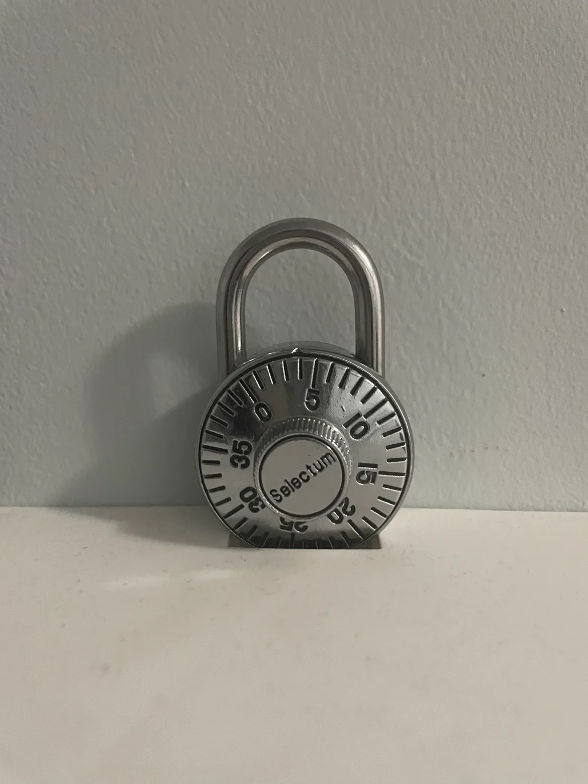 Selectum Combination Lock thumbnail
