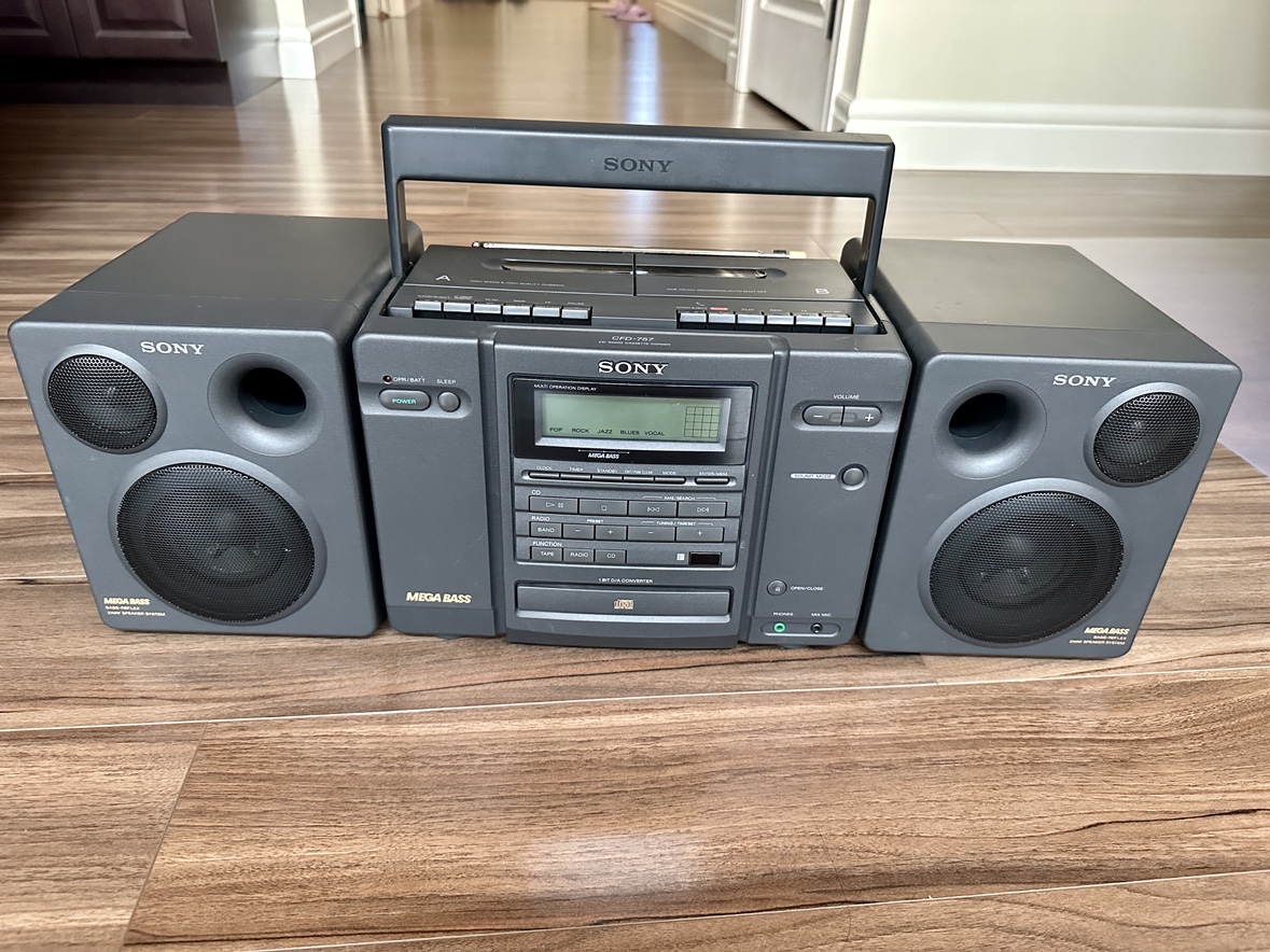 Sony CFD-757 Boombox