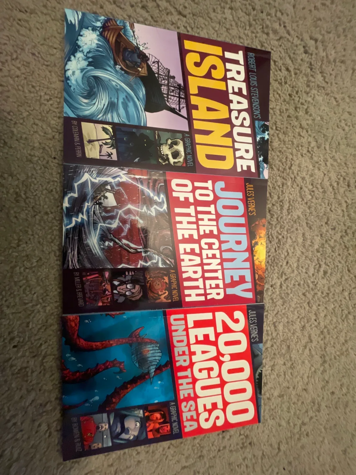 Jules Verne Graphic Novels - Set of 3 thumbnail