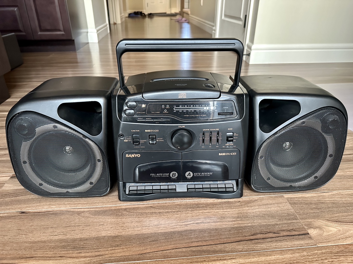 Sanyo Boombox