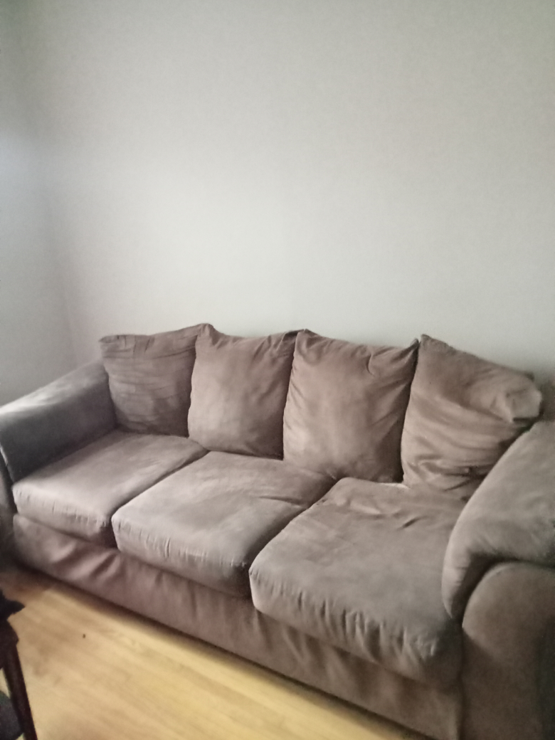 Large brown couch - photo 2