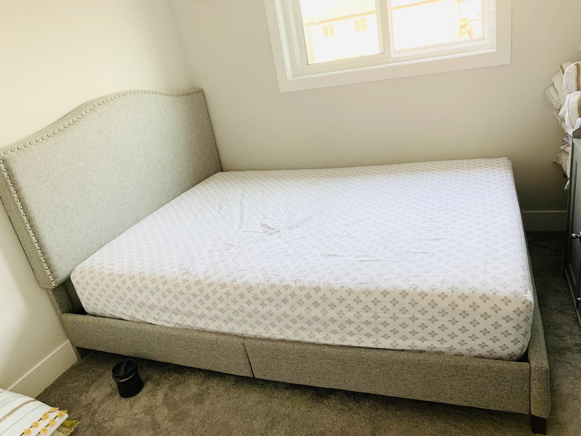 Queen bed frame (Mattress not included)