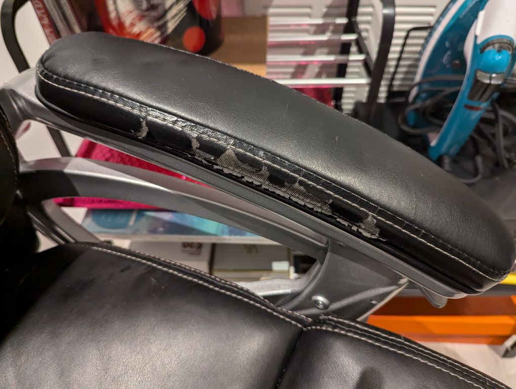 office chair - photo 2