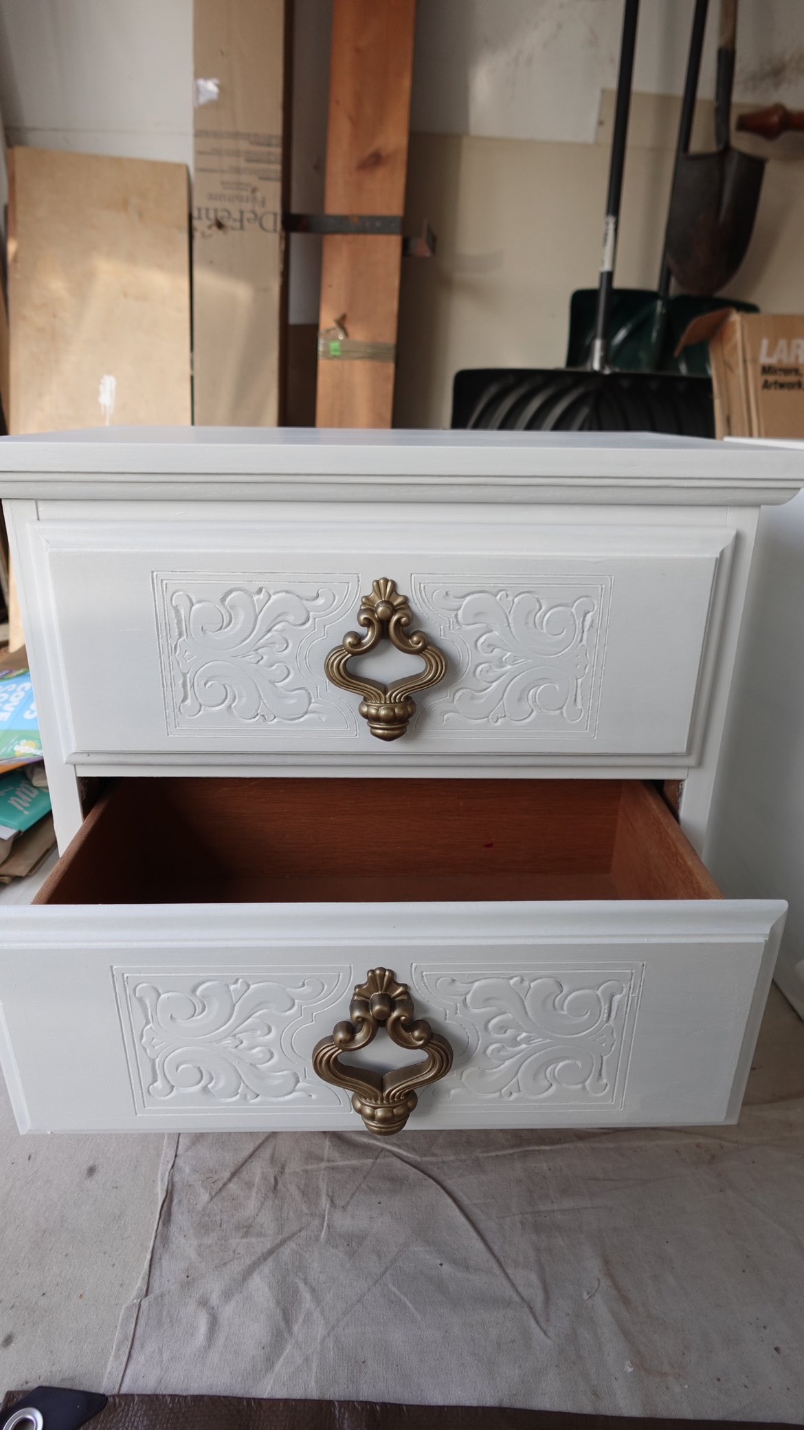 Bedside Tables - photo 2