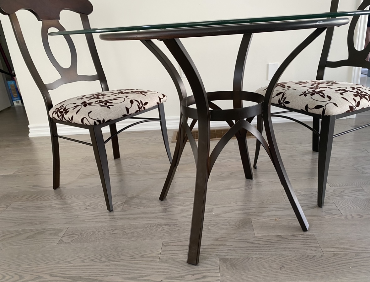 Small Dining Table Set - photo 3