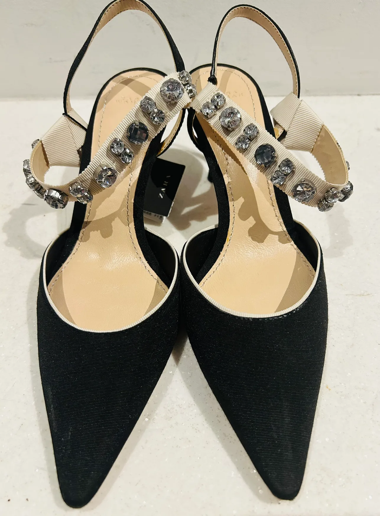 Zara Rhinestone gorgeous Heels 7.5 new. Never worn. image indicator(5)