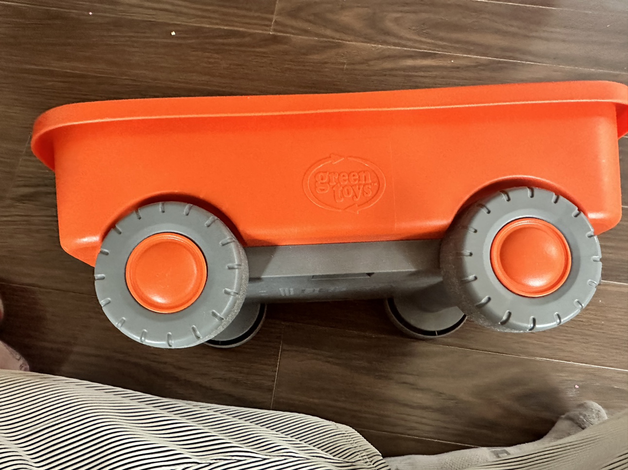 Orange Pull Wagon toy - photo 4