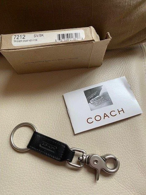 Coach Vintage Trigger Snap Key Fob 7212 image indicator(5)