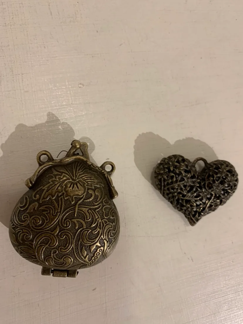 Antique Style Metal Pendants thumbnail