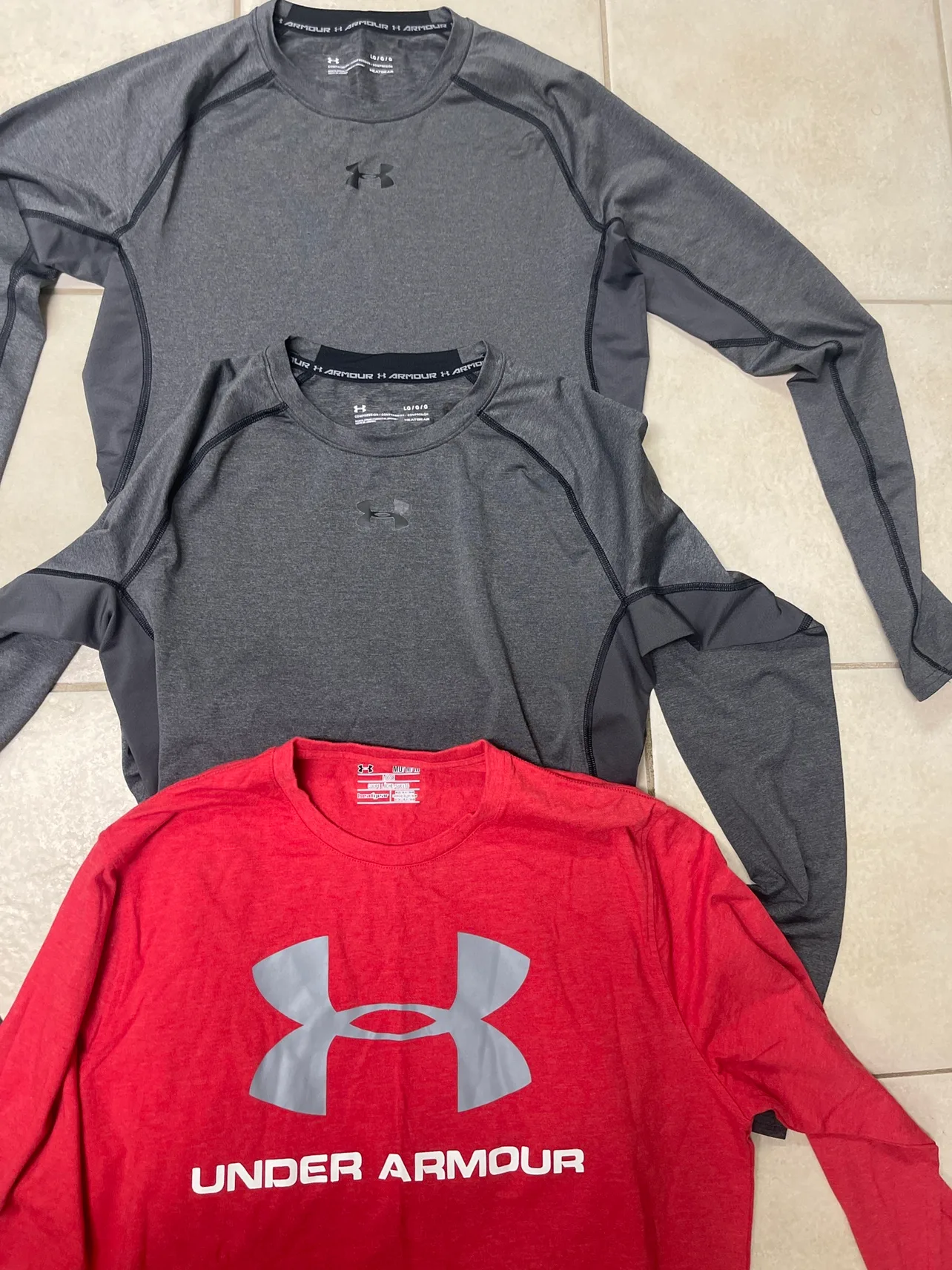 6 Long Sleeve Shirts - Size med and Large boys image indicator(4)