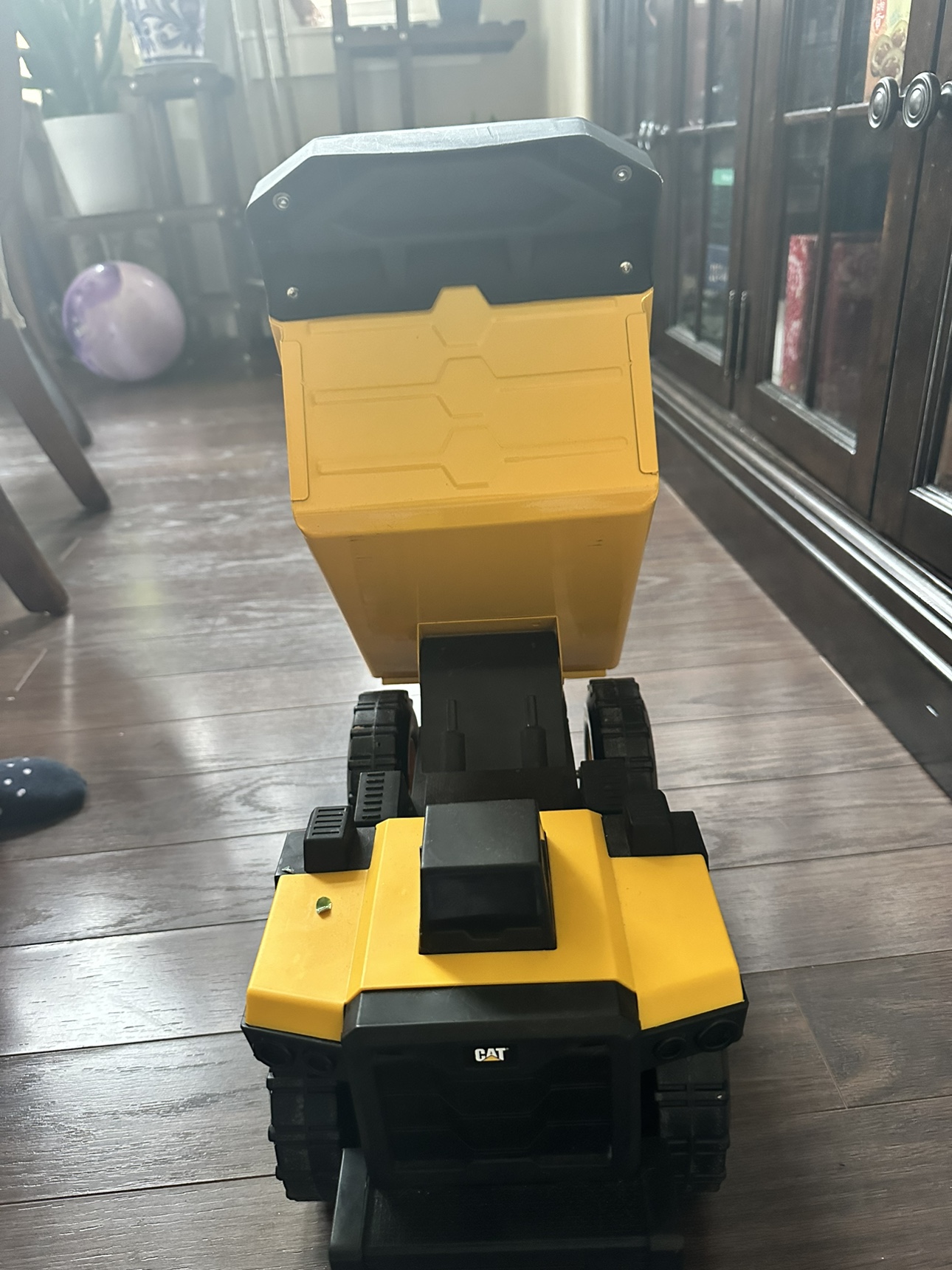 CAT Dump Truck Toy - photo 4