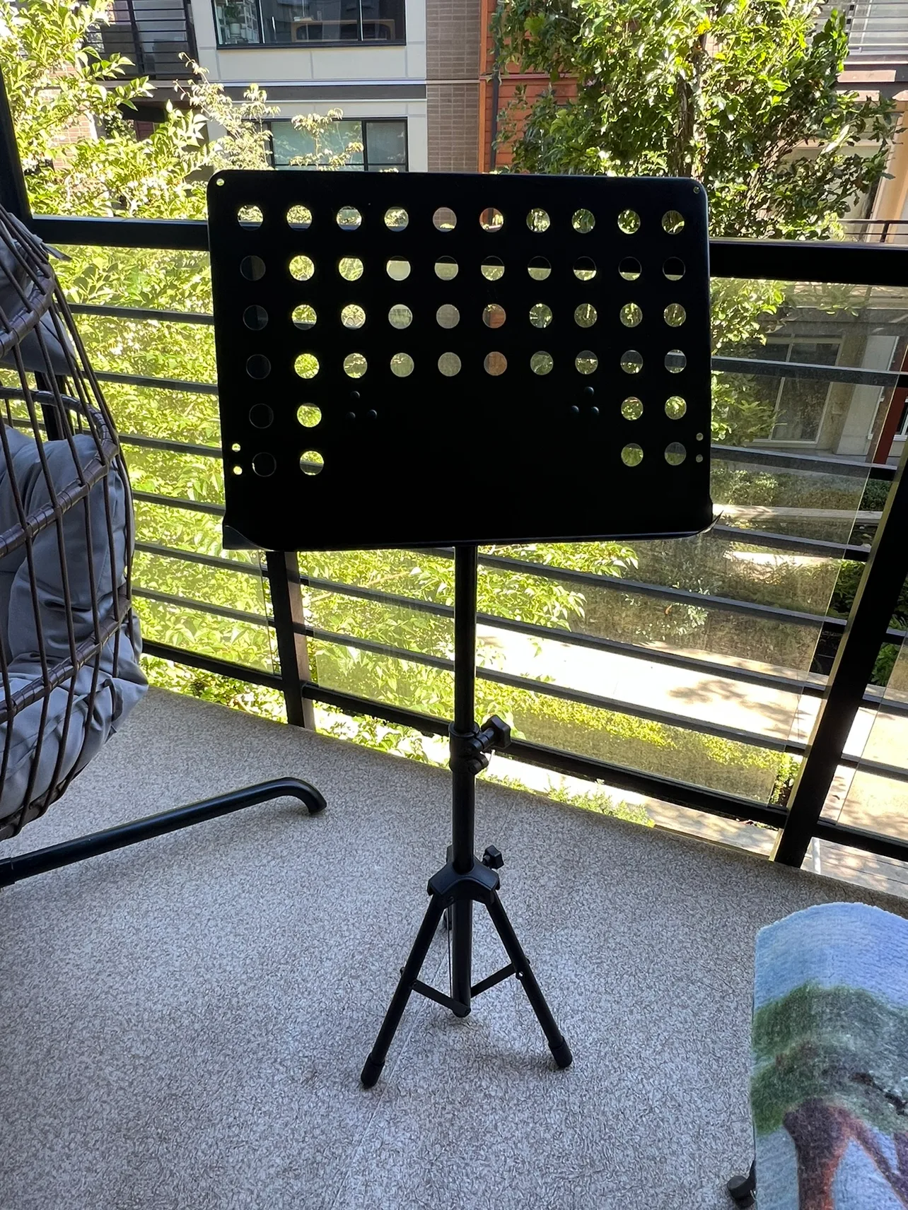 Yorkville Music Stand with Tripod thumbnail
