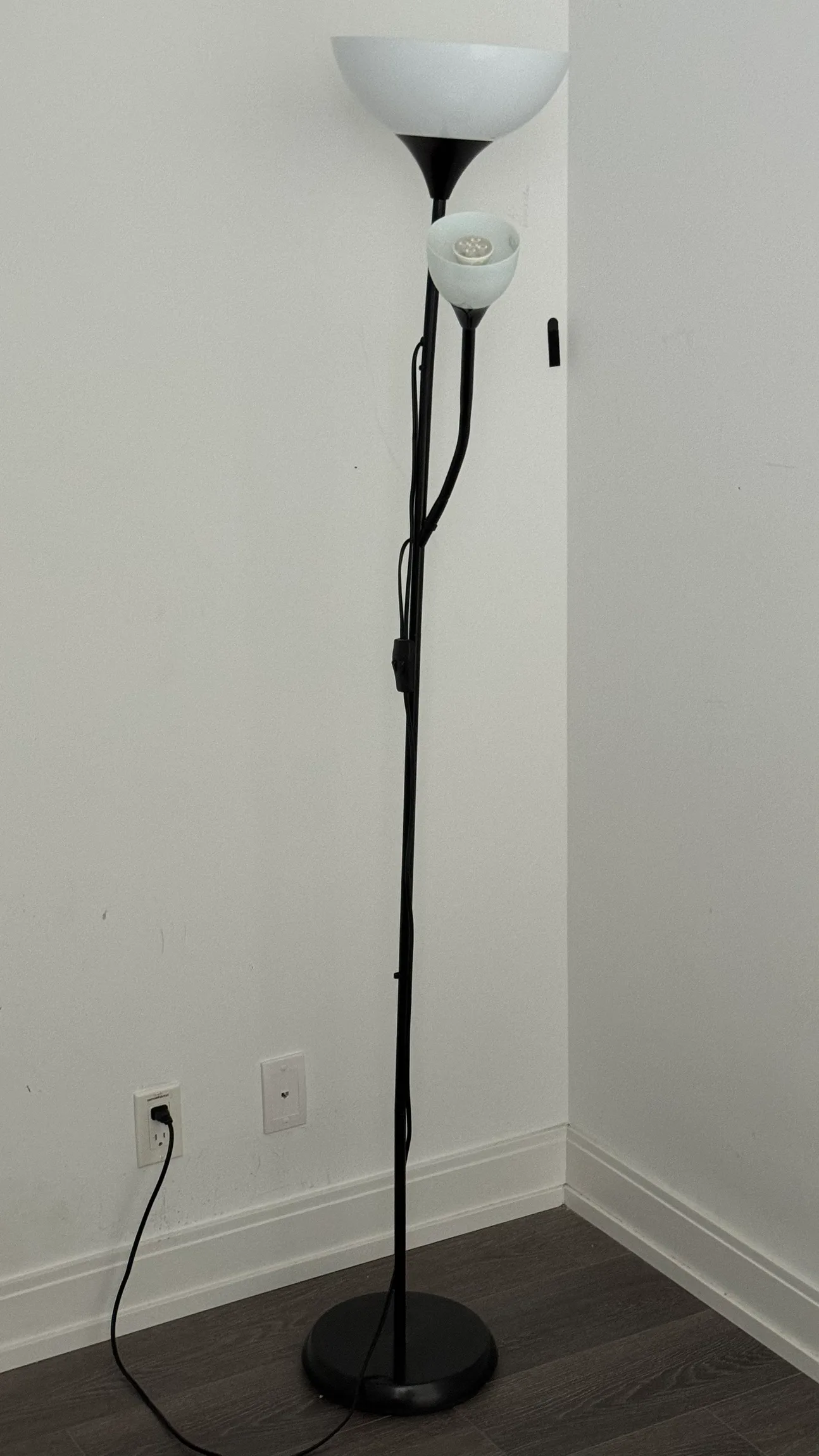 Black Floor Lamp (no bulbs) thumbnail