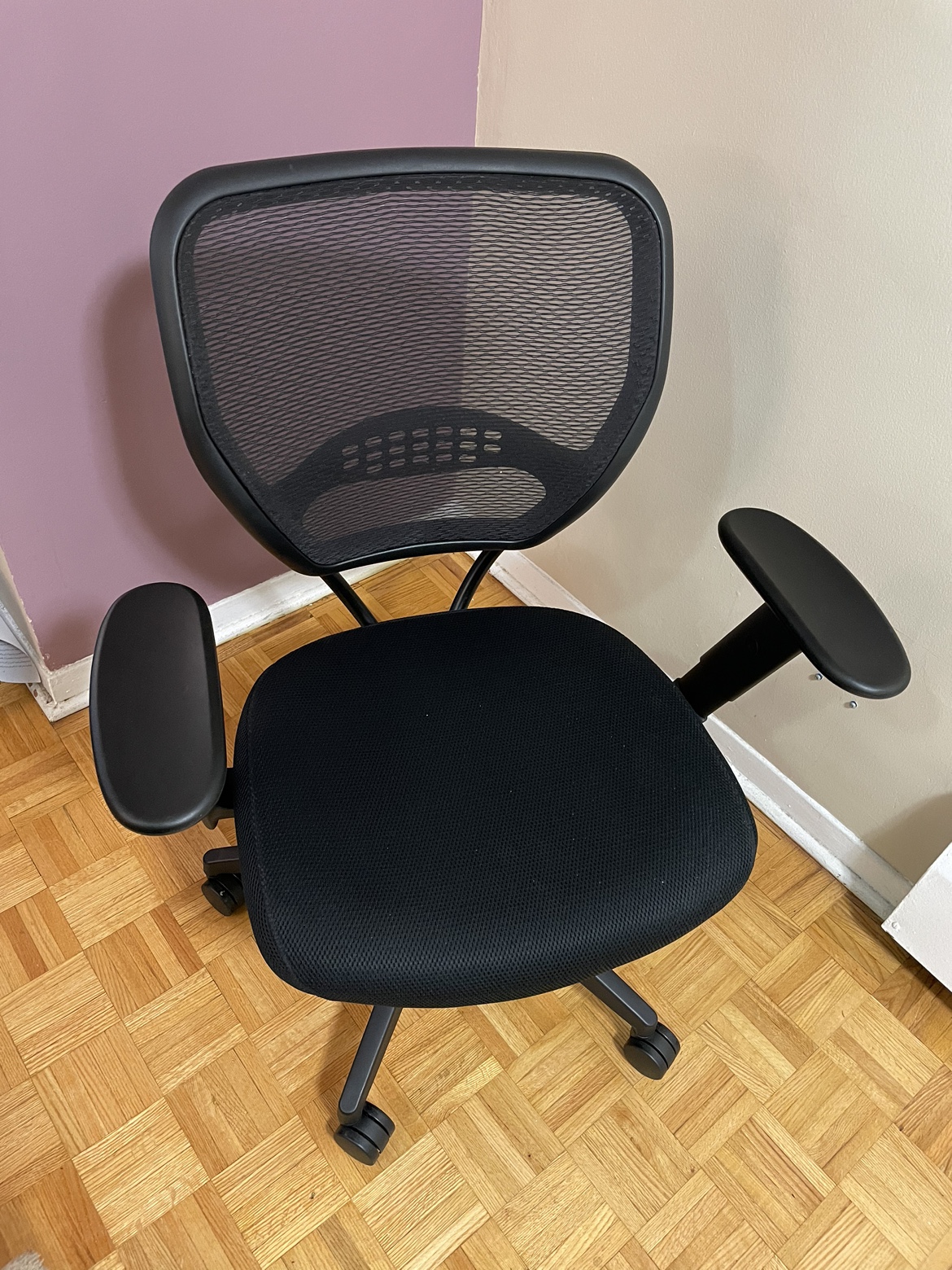 Black Mesh Office Chair