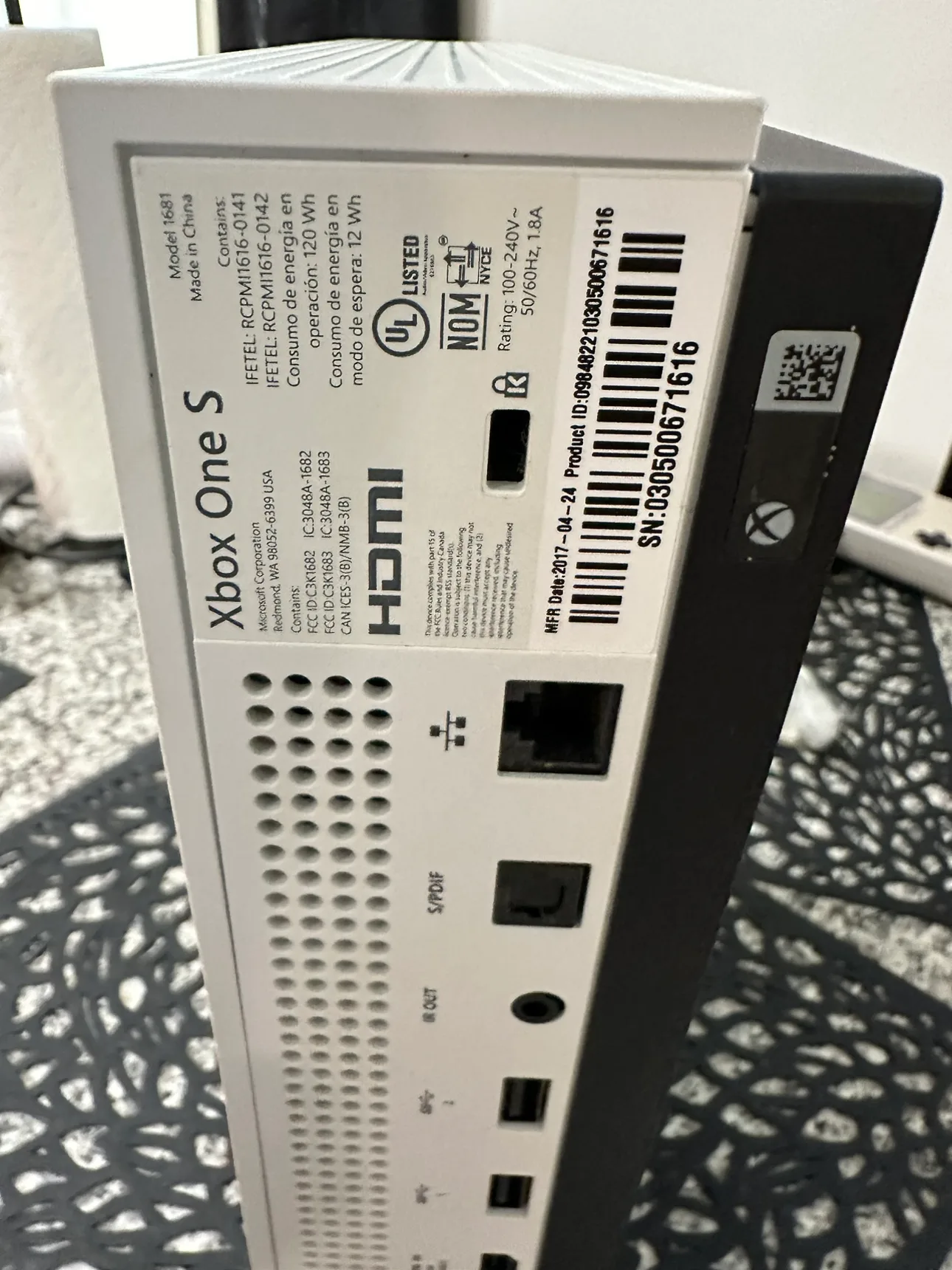 Xbox One S 2017 image indicator(3)