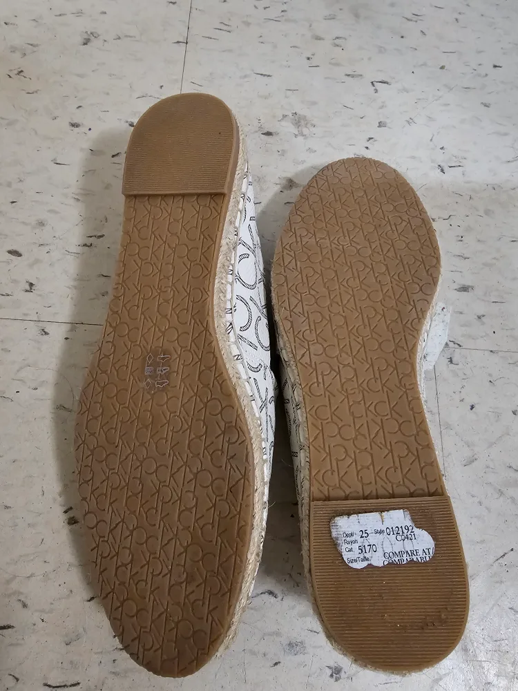 Calvin Klein Espadrilles image indicator(4)