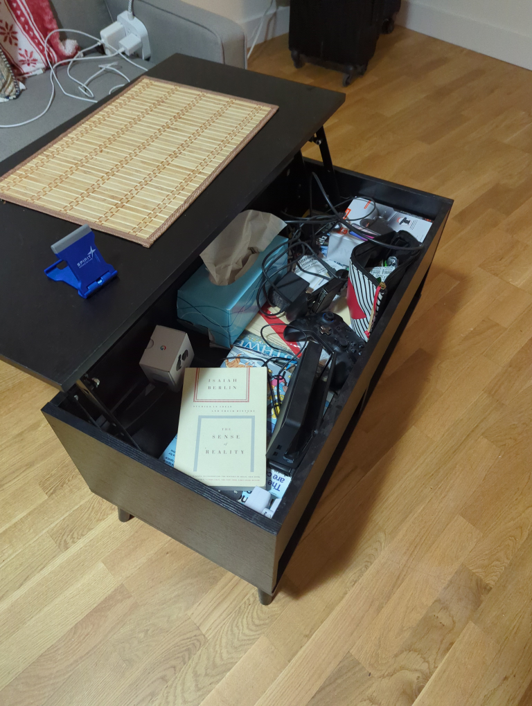 Lift-Top Coffee Table