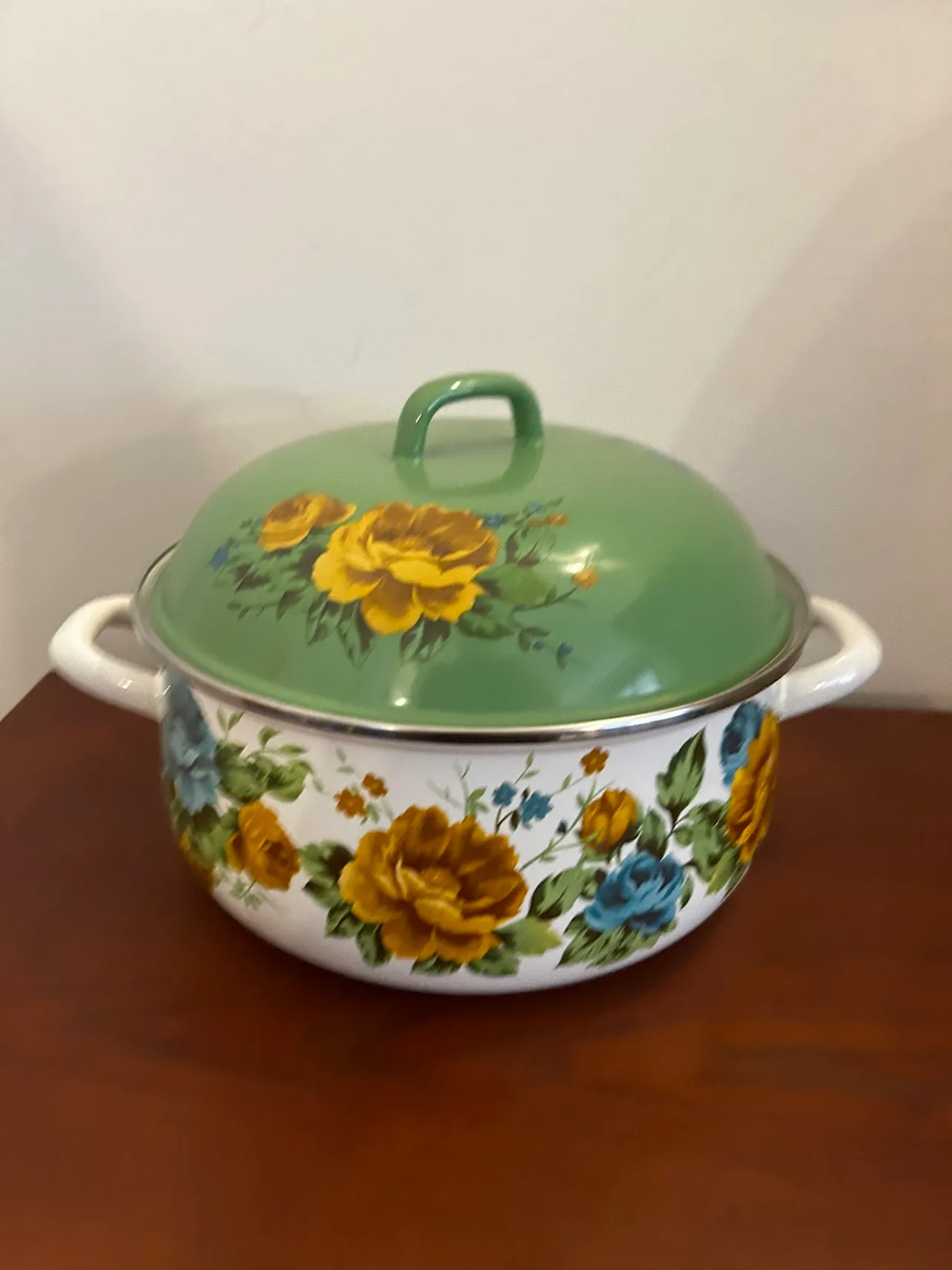 Floral Enamel Pot with Lid thumbnail