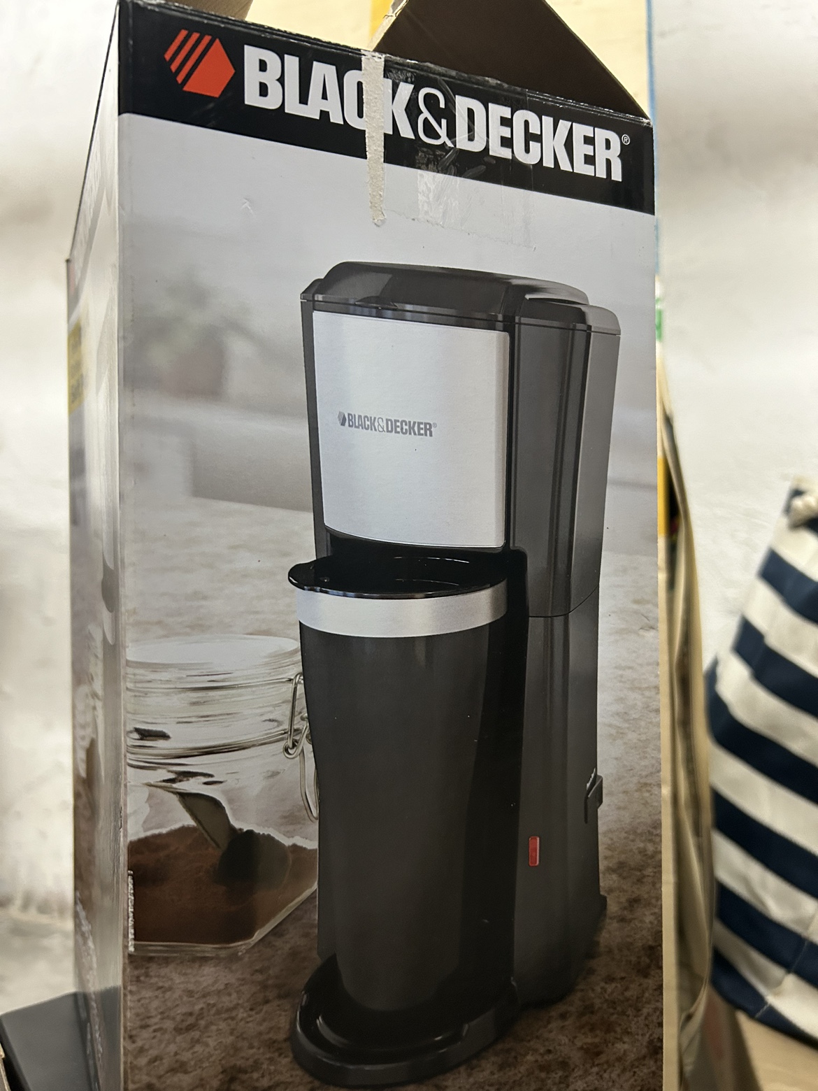 Black & Decker Single Serve Coffee Maker - photo 2