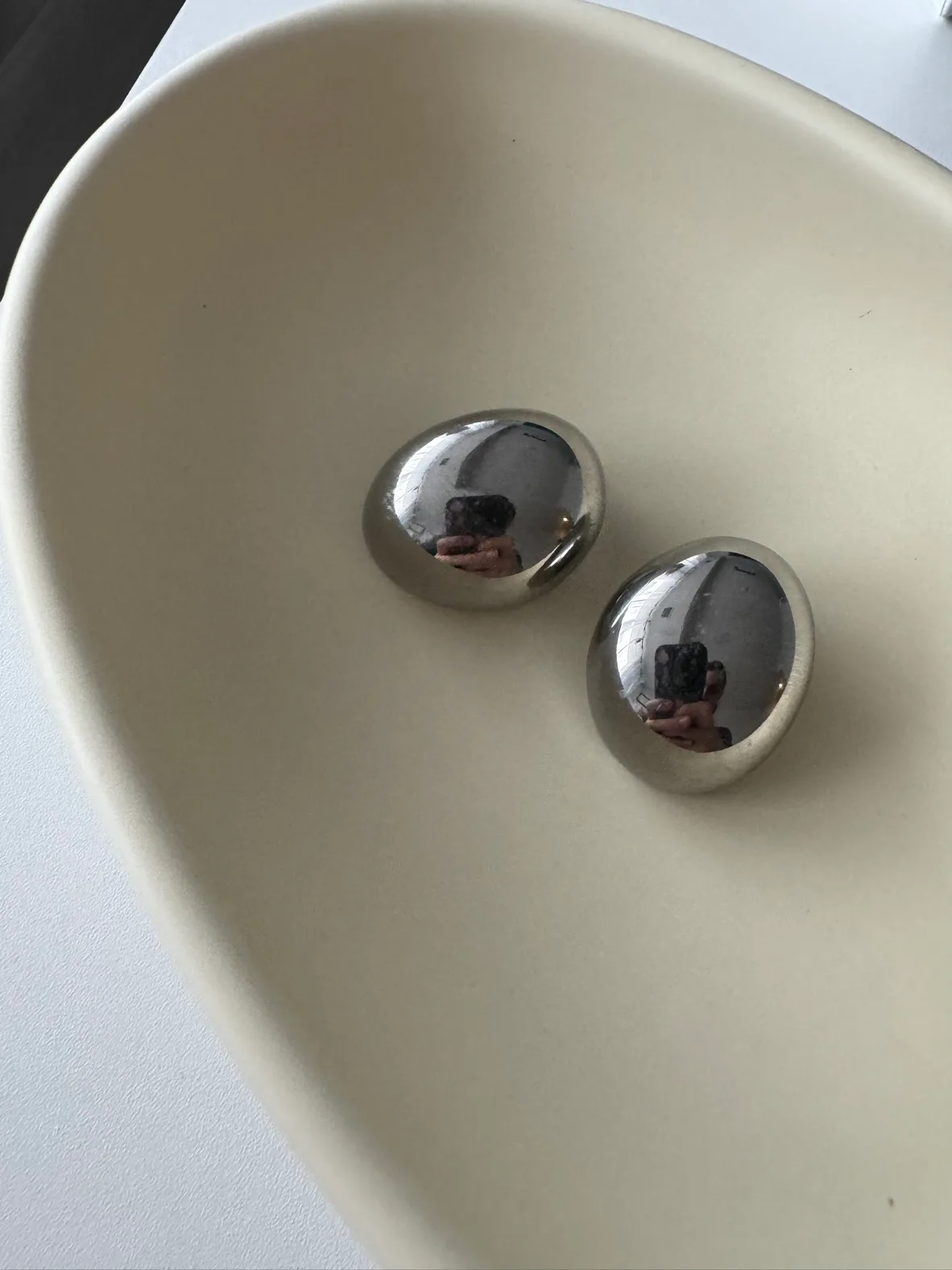 Silver Round Earrings thumbnail