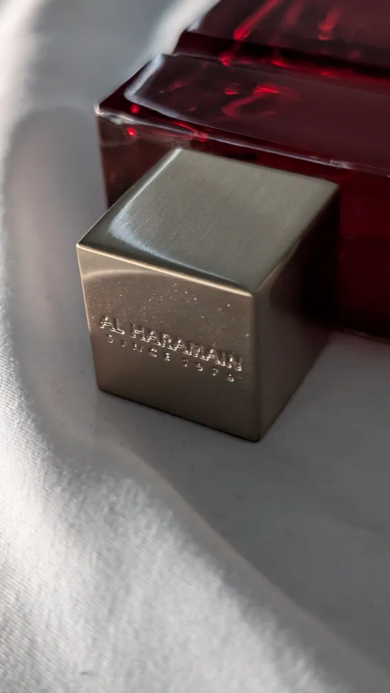 Al Haramain Amber Oud Rouge Eau de Parfum, 60ml image indicator(3)