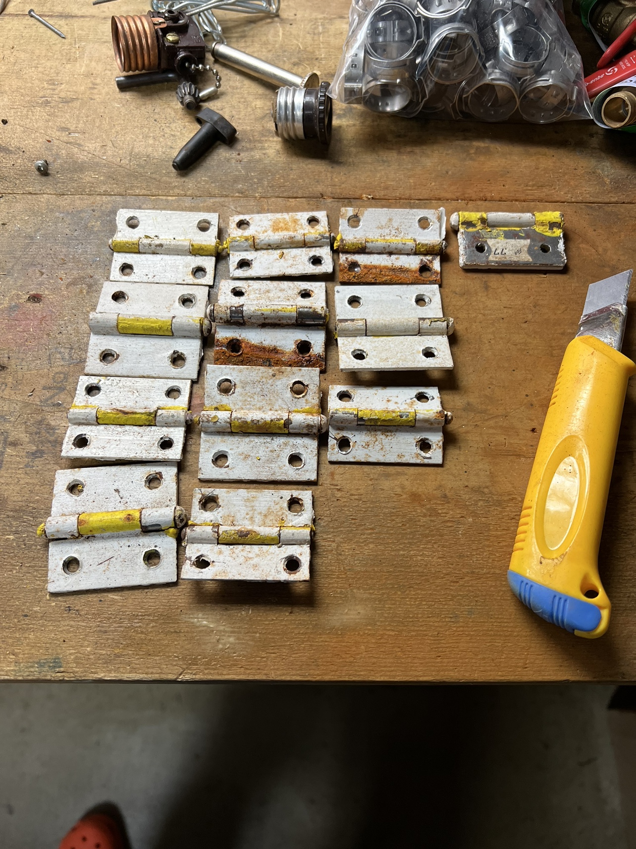 Old Hinges