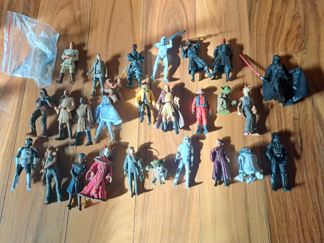 Star Wars Action Figure Lot thumbnail