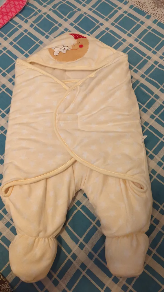 Baby clothes, bath, toys, activity mat, W assistant etc image indicator(5)