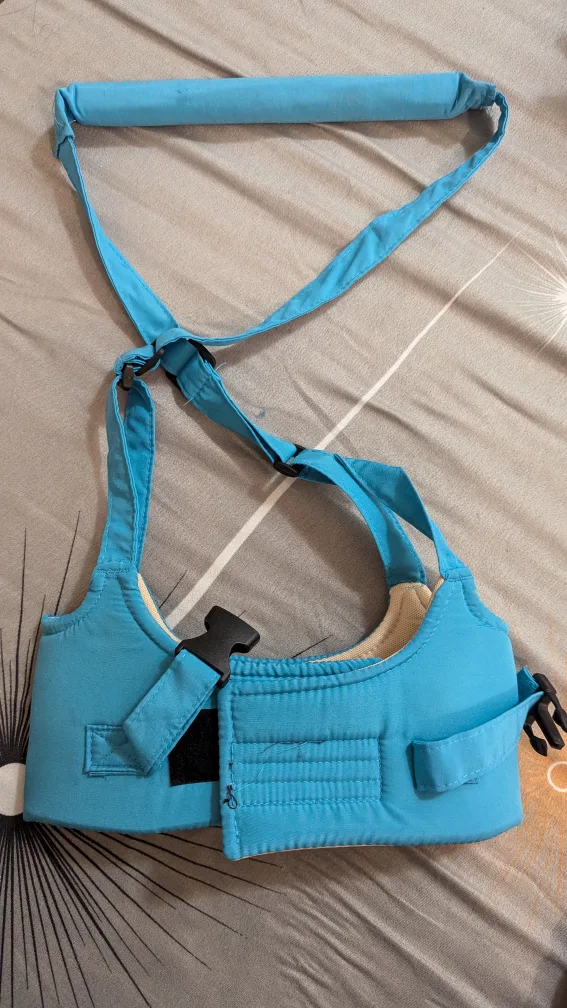 Baby clothes, bath, toys, activity mat, W assistant etc image indicator(8)