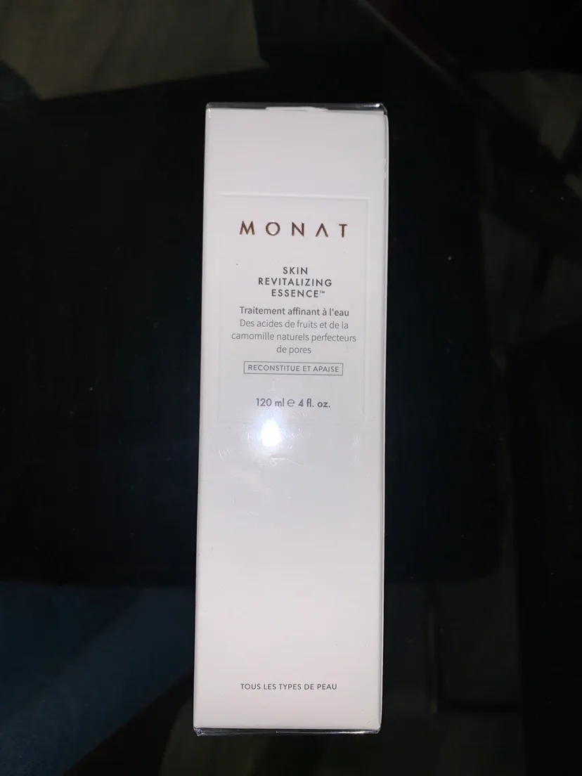 Monat Skin Revitalizing Essence thumbnail