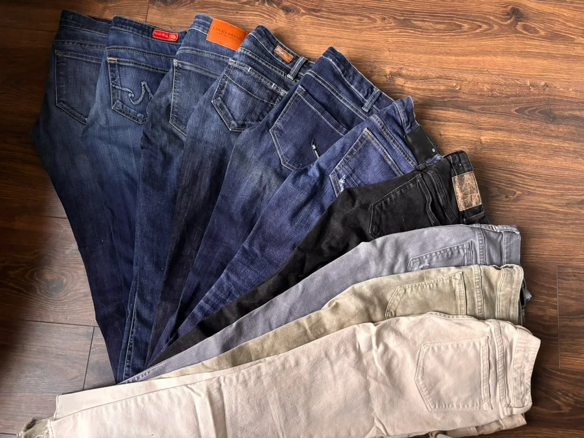 Slim straight crop ankle length jeans XS (bundle of 10) image indicator(4)