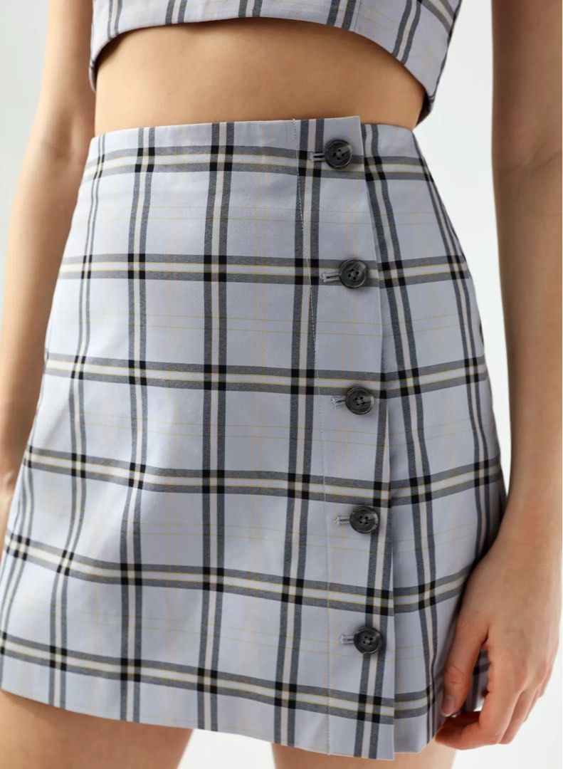 Sunday Best Aritzia plaid mini skirt - 4 - photo 5