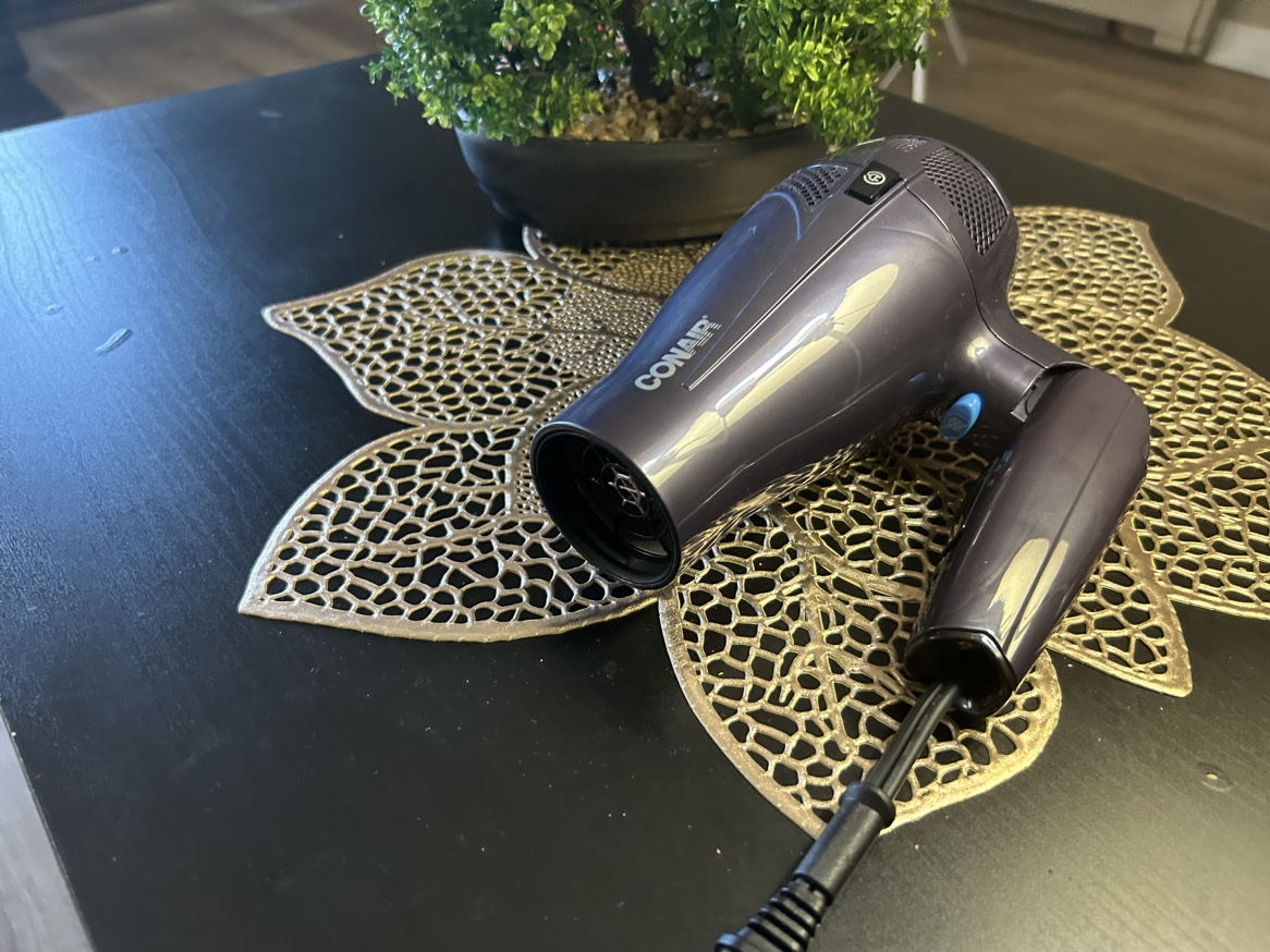 Hair dryer