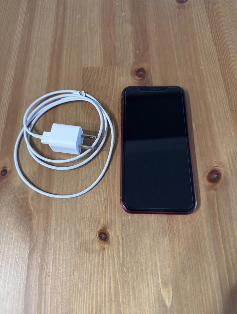 iPhone 11 (RED 64GB) in Original Box +Charger +Screen Protector