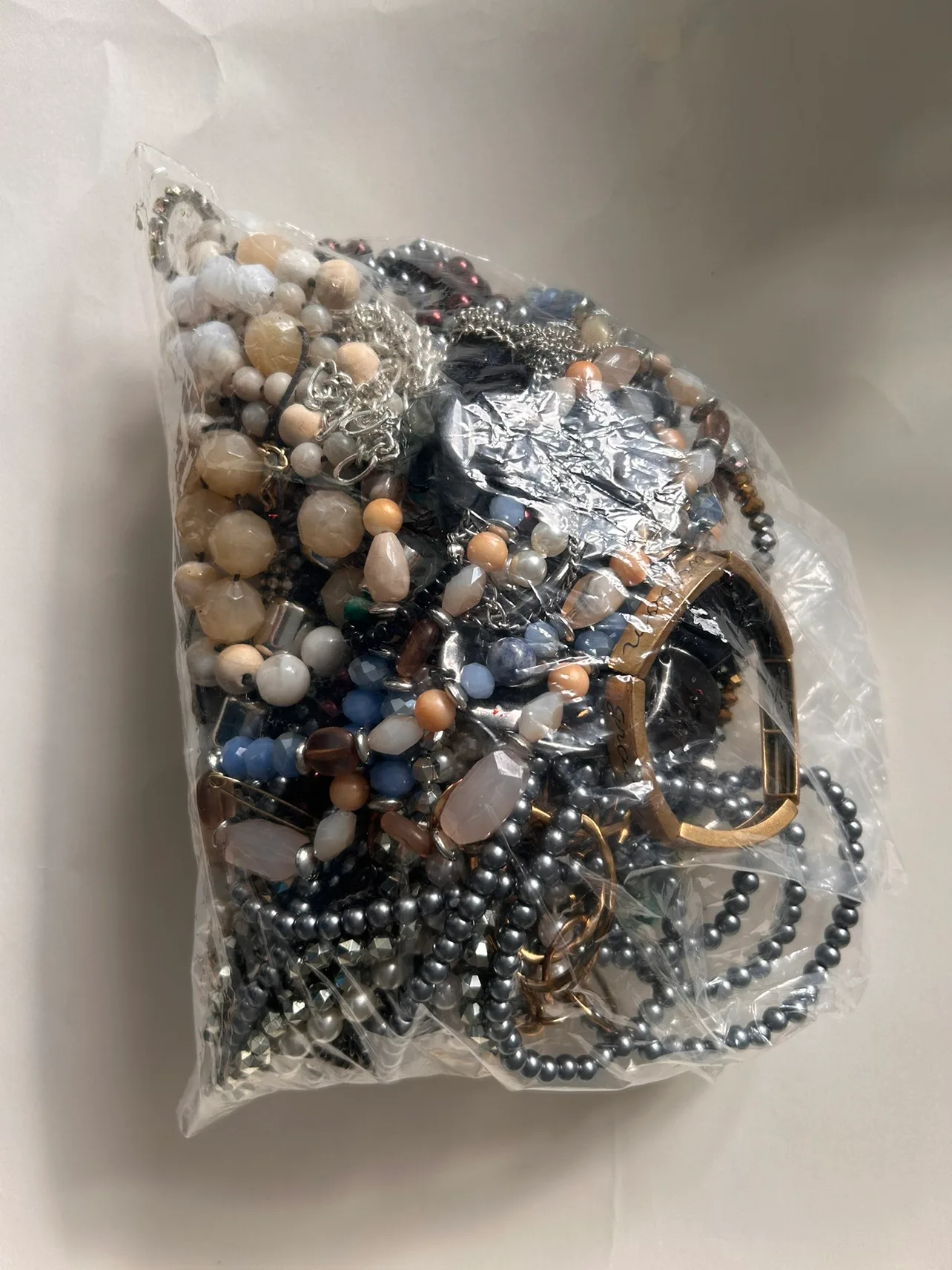 Costume jewelry bag thumbnail
