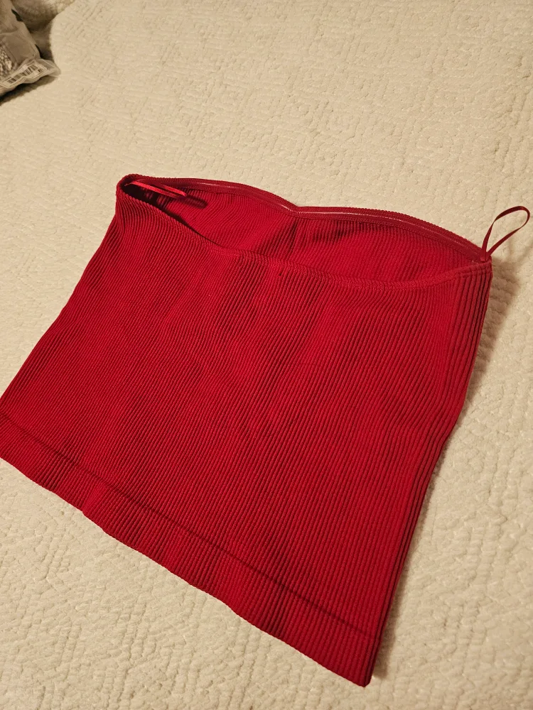 Dynamite Red Ribbed Strapless Top image indicator(3)