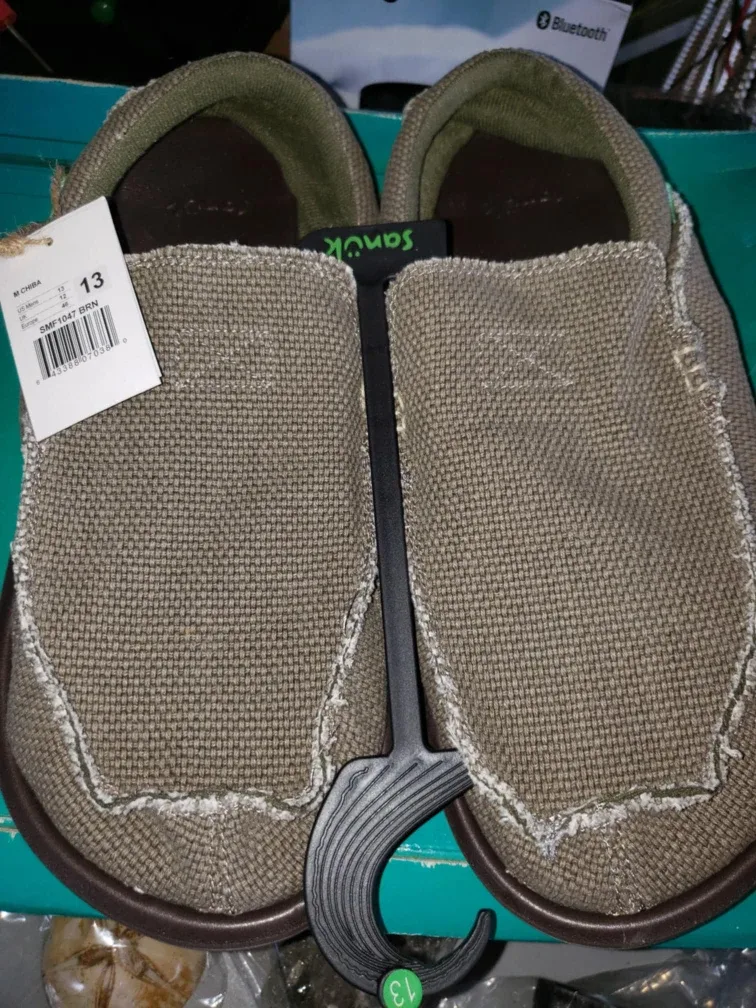 Adidas Shoes Brand New 13.5 US size image indicator(5)