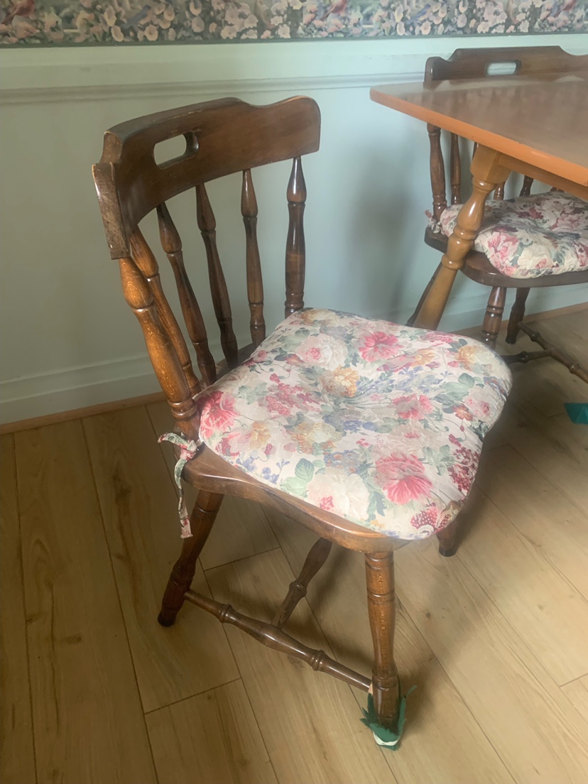 Vintage Canadian-Made Dining Table Set - photo 2