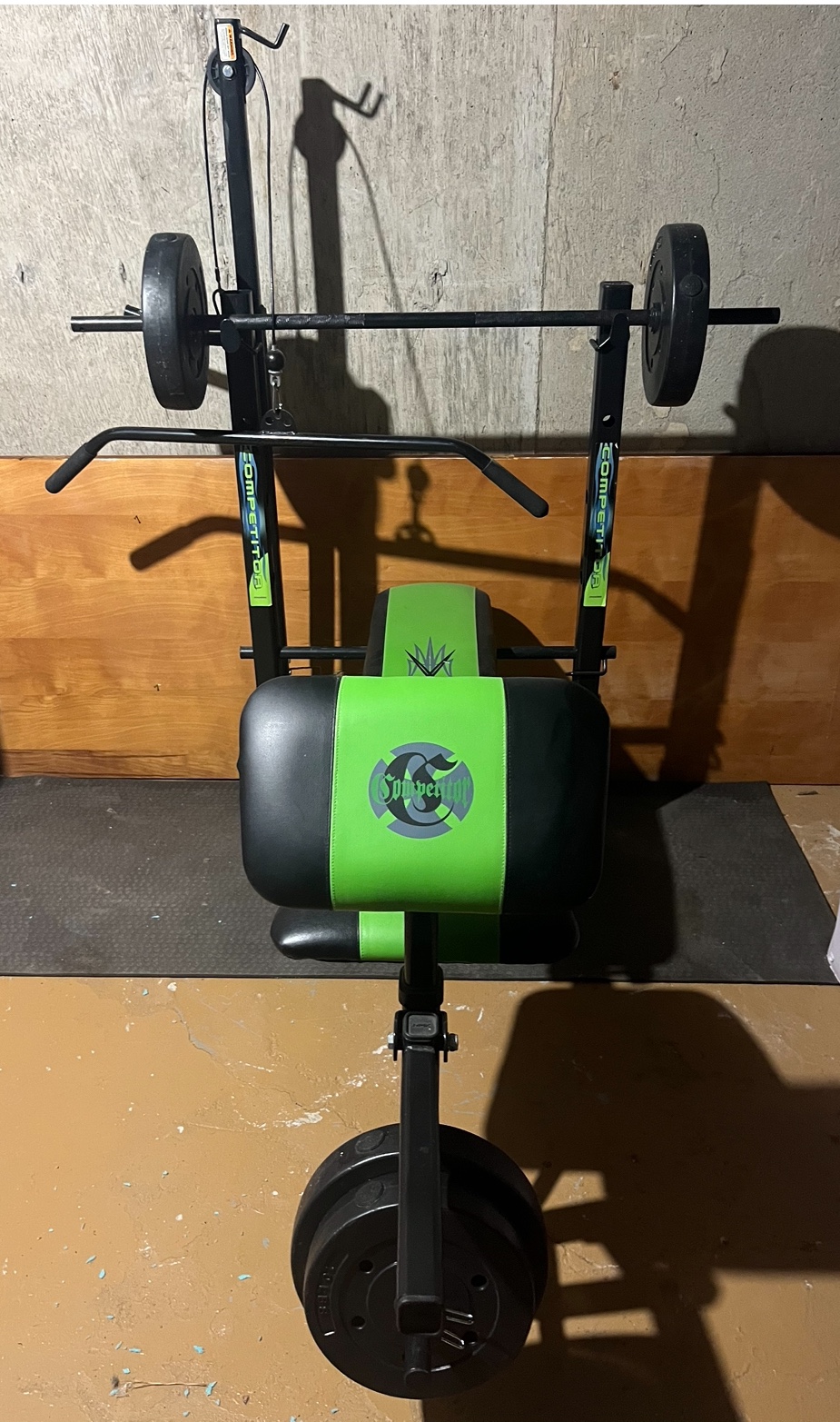 Competitor workout bench for overall body.