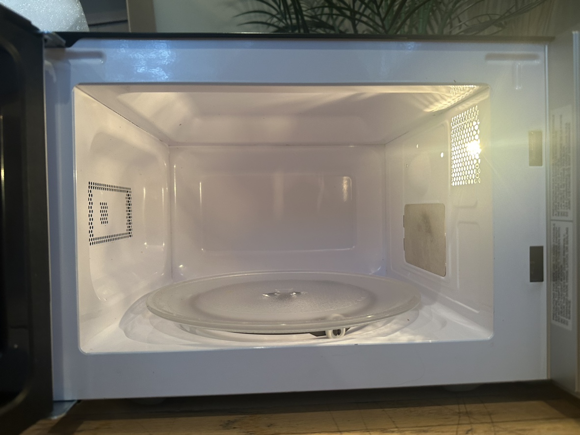 Hamilton Beach Microwave - photo 4
