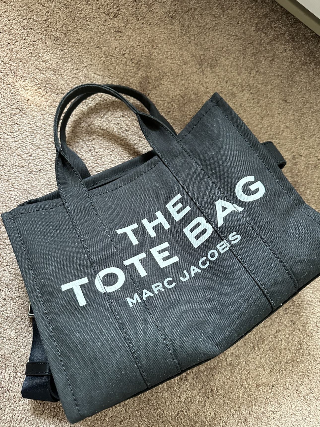 Marc Jacobs The Tote Bag